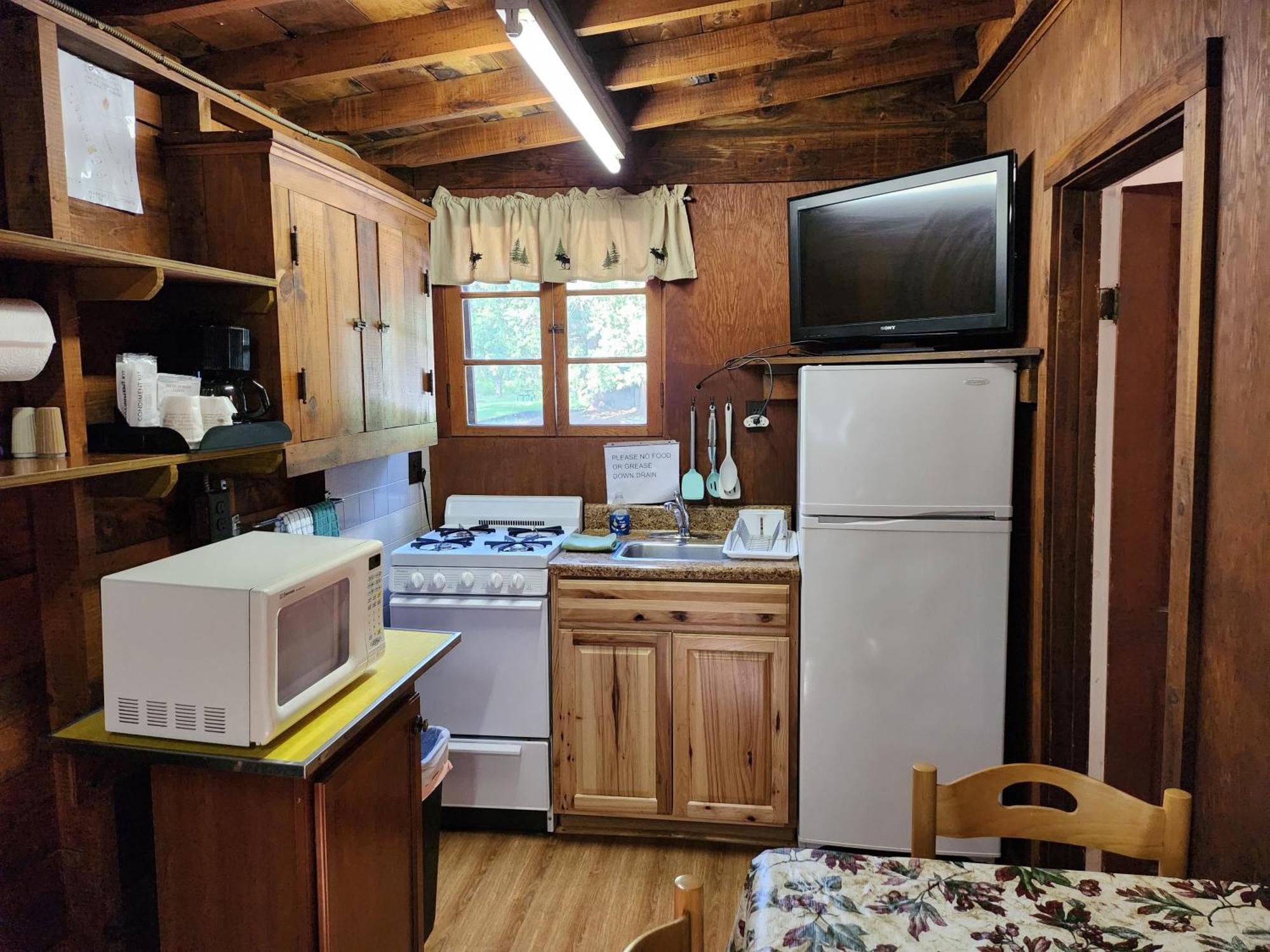 Moreno'S Adirondack Cabins Saranac Lake Exterior photo