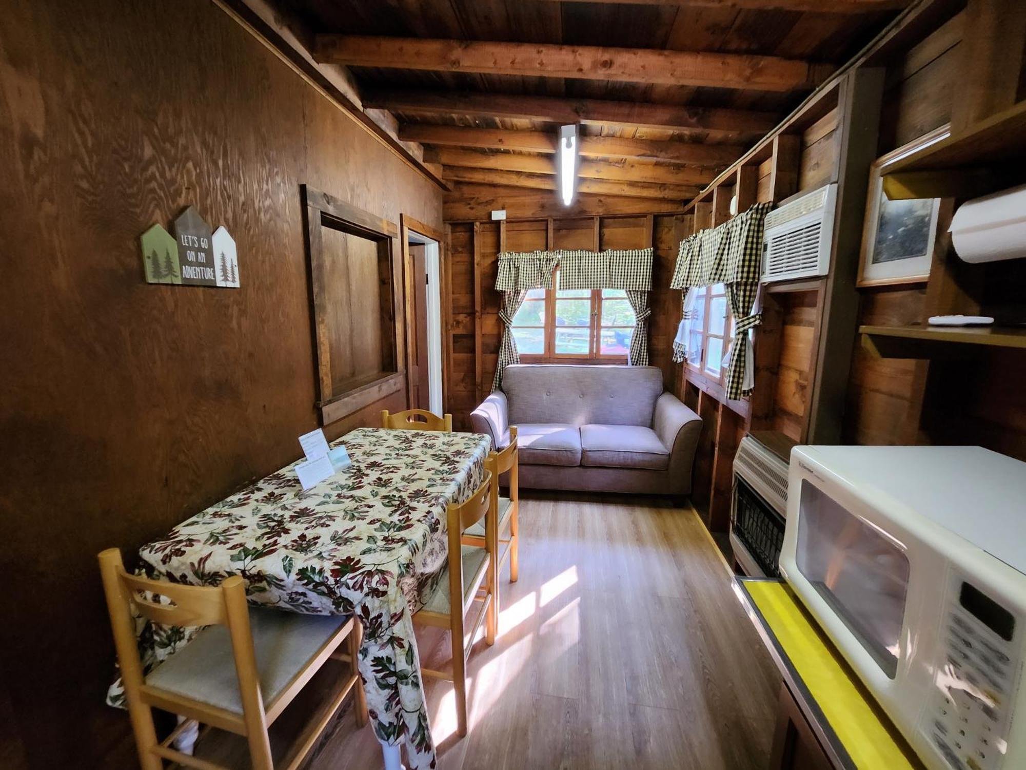 Moreno'S Adirondack Cabins Saranac Lake Exterior photo