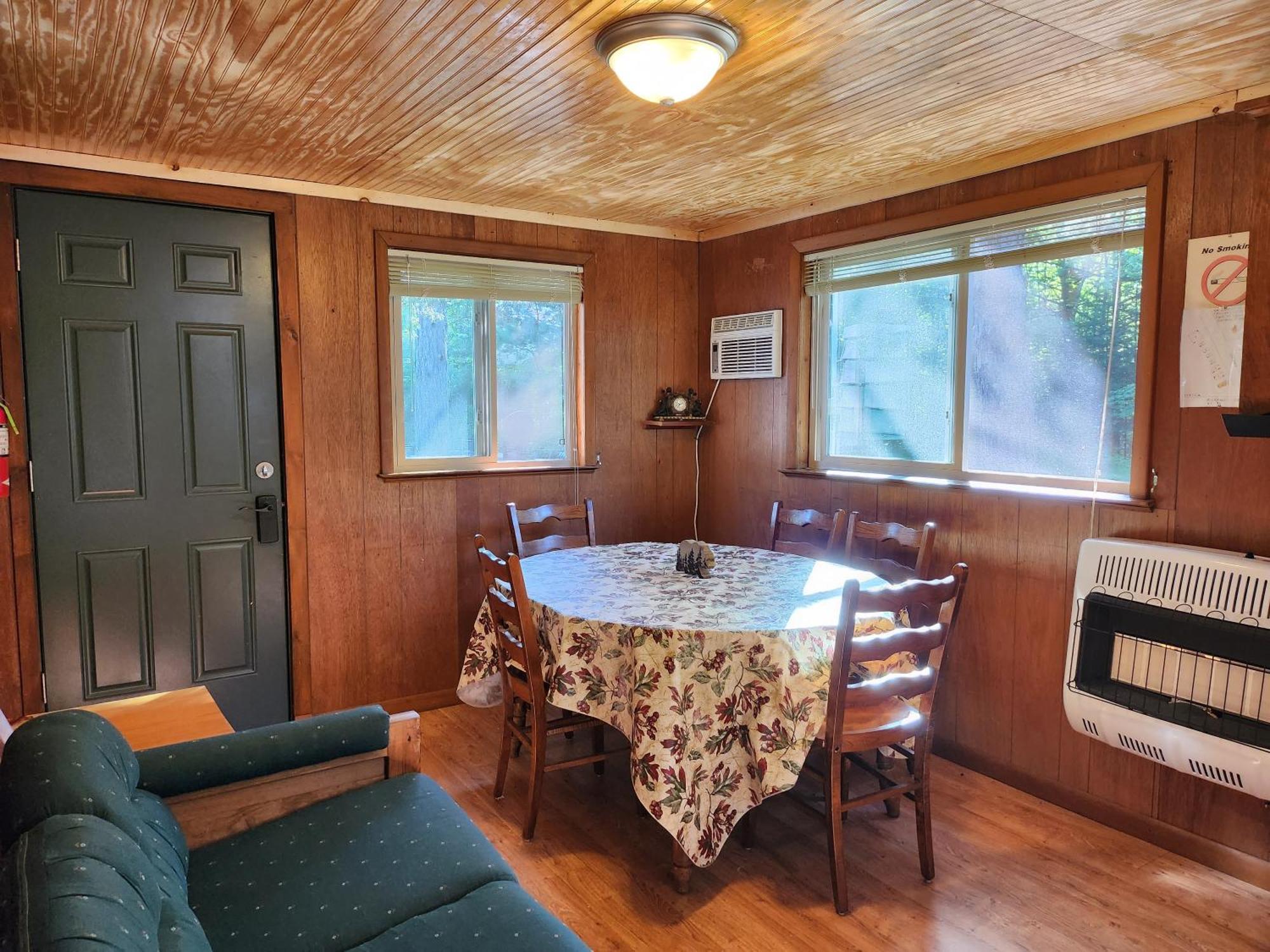 Moreno'S Adirondack Cabins Saranac Lake Exterior photo